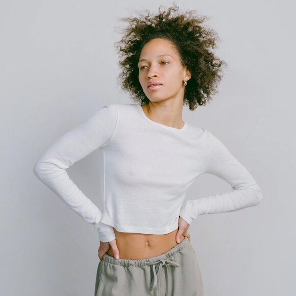 OZMA White Long Sleeve Crop Top - Picture 2 of 10